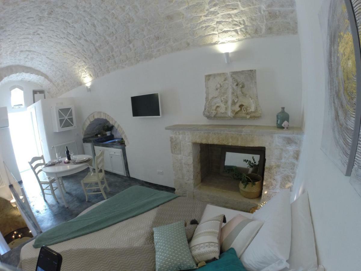 White Luxury Suite Ostuni By Gonewlocation Exteriör bild