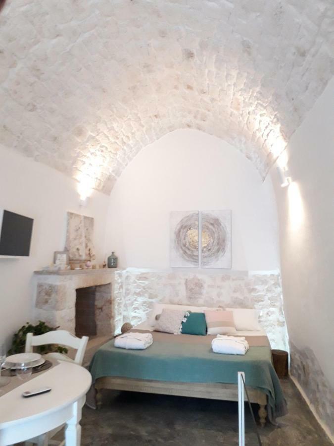 White Luxury Suite Ostuni By Gonewlocation Exteriör bild